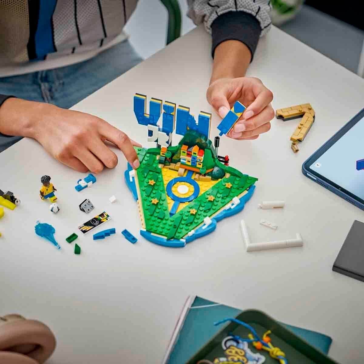 43027 Lego Editions Vini Jr. - Football Highlights 510 Parça +10 Yaş