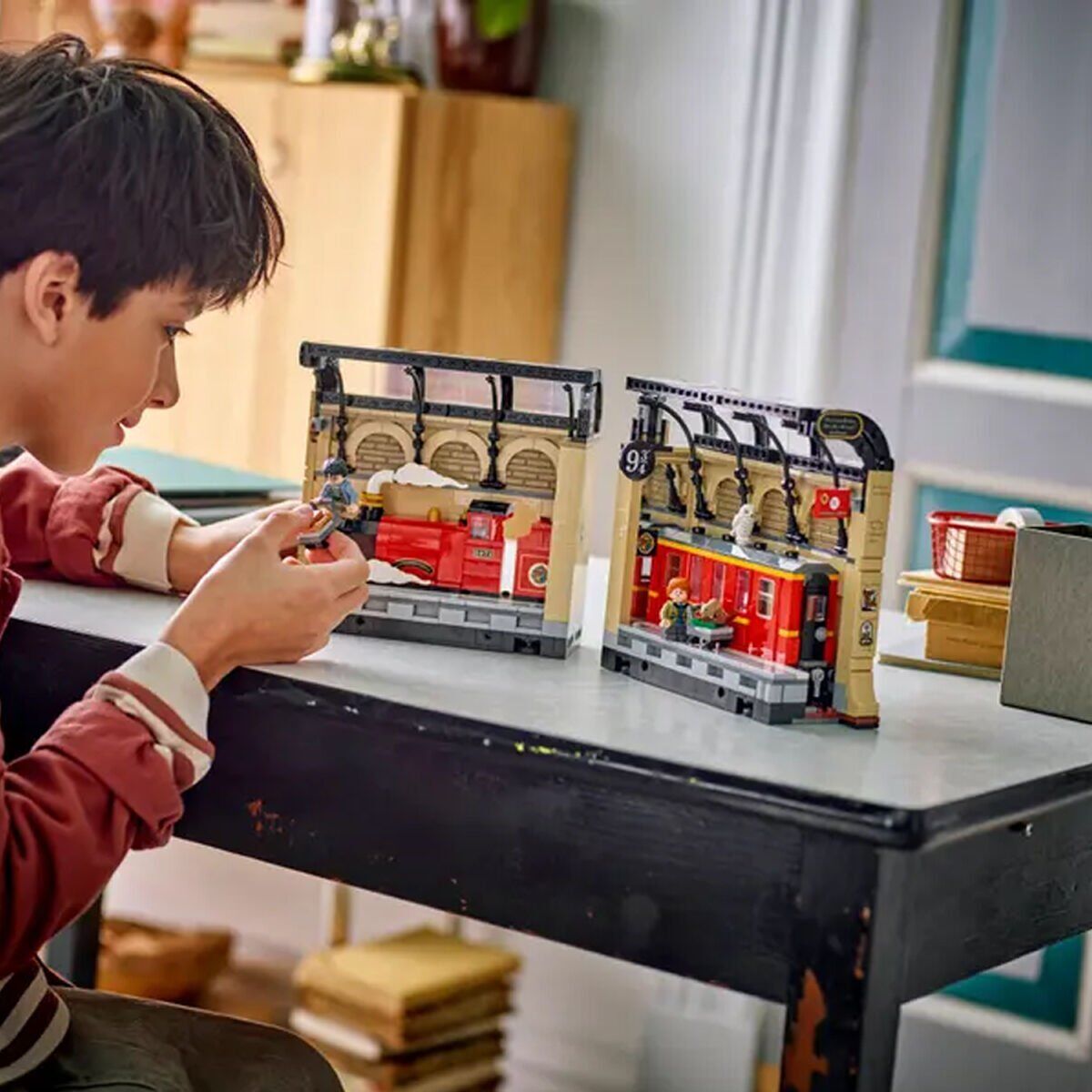 76450 Lego Harry Potter - Kitaplık Dekoru: Hogwarts Ekspresi 832 Parça +10 Yaş