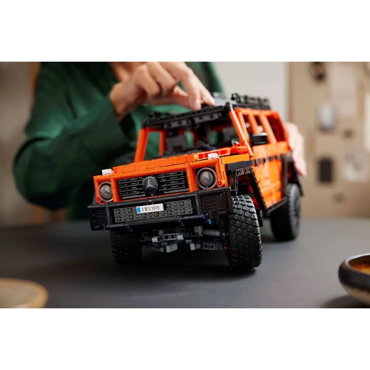 42177 Lego Technic Mercedes-Benz G 500 Professional Line 2891 Parça +18 Yaş