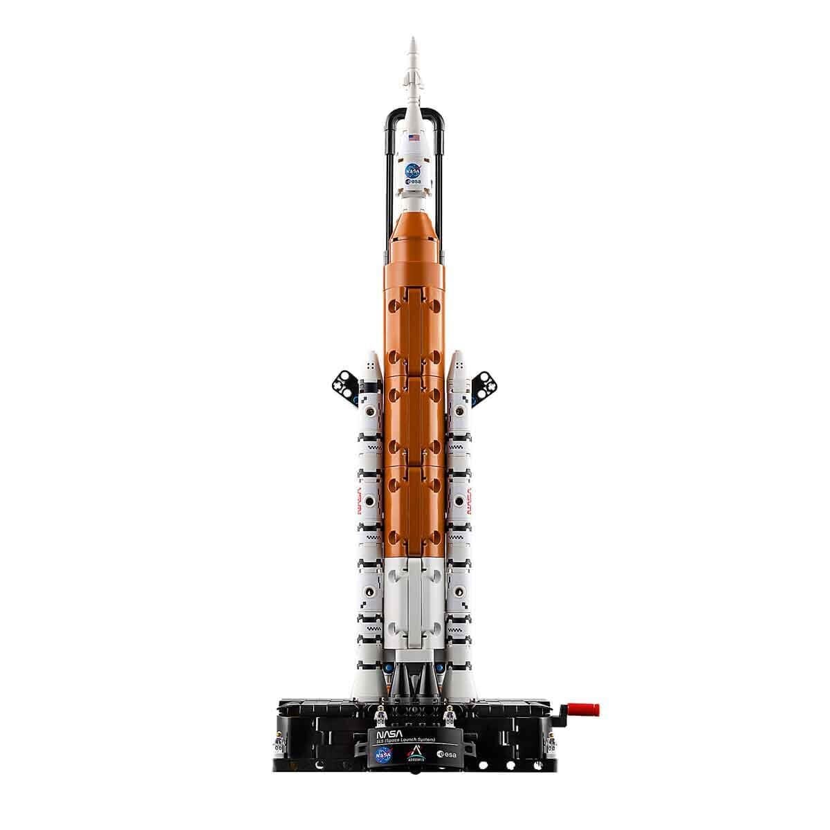 42221 Lego Technic Nasa Artemis Uzay Fırlatma Sistemi Roketi 632 Parça +9 Yaş