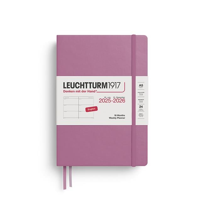 Leuchtturm 1917-Leuchtturm1917 Orta Boy (A5) 18 Aylık Haftalık Ajanda 2026 Sert Kapak, İngilizce, Dusty Rose372809-Özel Defterler-1-Milagron.com