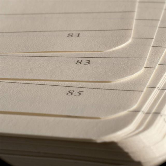 Leuchtturm 1917-Leuchtturm1917 Orta Boy (A5), Sert Kapak, 251 Sayfa, Çizgili Defter Port Red 359691-Çizgili-4-Milagron.com