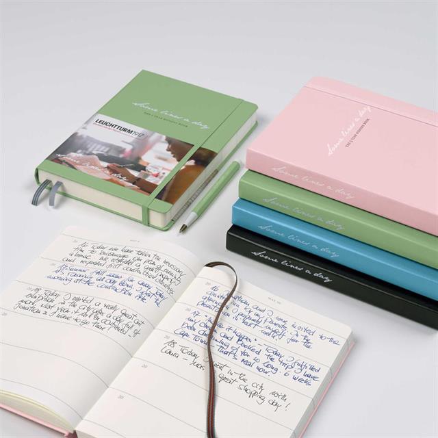 Leuchtturm 1917-Leuchtturm1917 Some Lines A Day 5 Year Diary Defter Lilac-Çizgili-2-Milagron.com