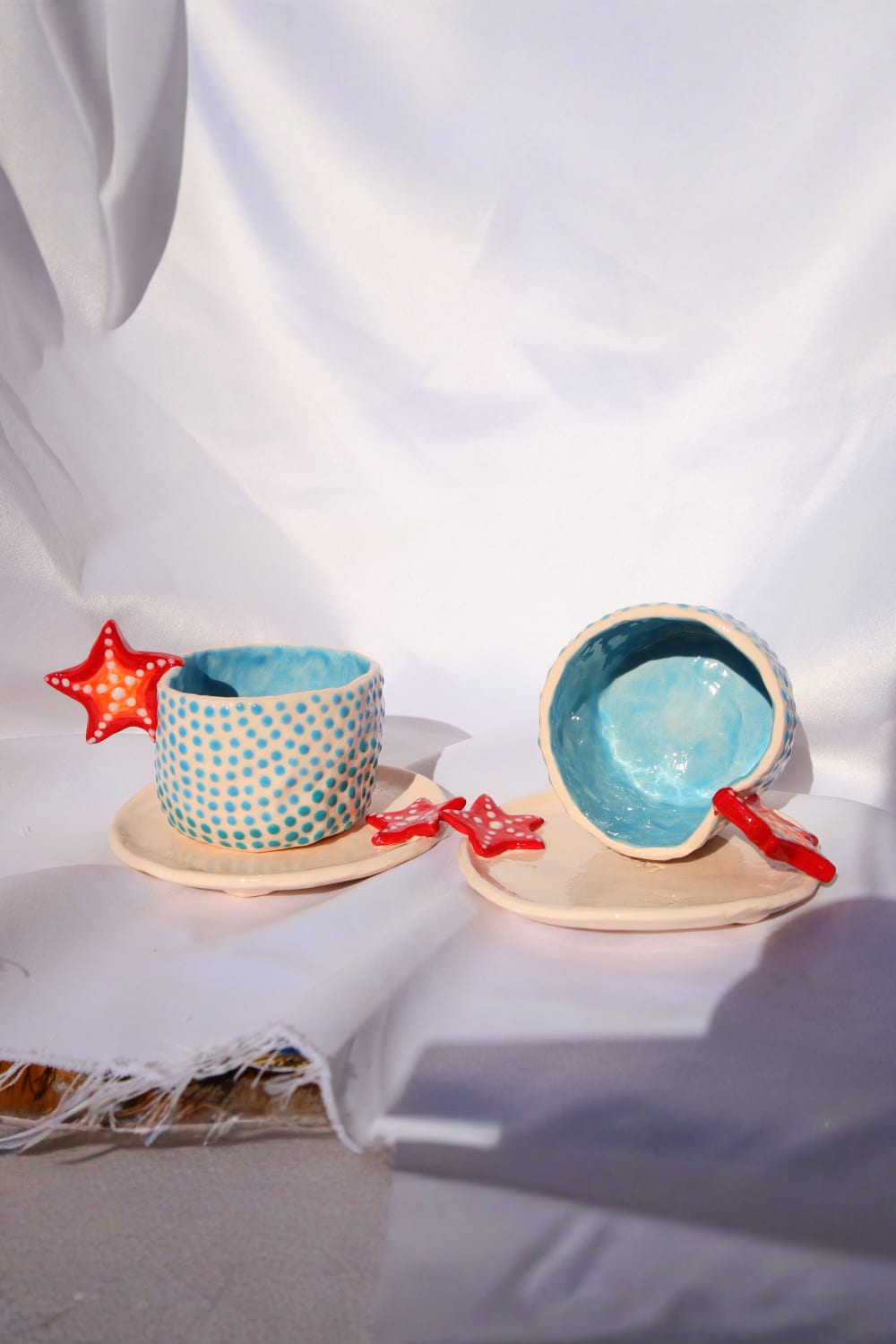 Lily & Loly Ceramics-Kırmızı Deniz Yıldızı Kulplu Mavi Puantiyeli El Yapımı Seramik Türk Kahvesi Fincan Seti - 2'li-Bardak-11-Milagron.com