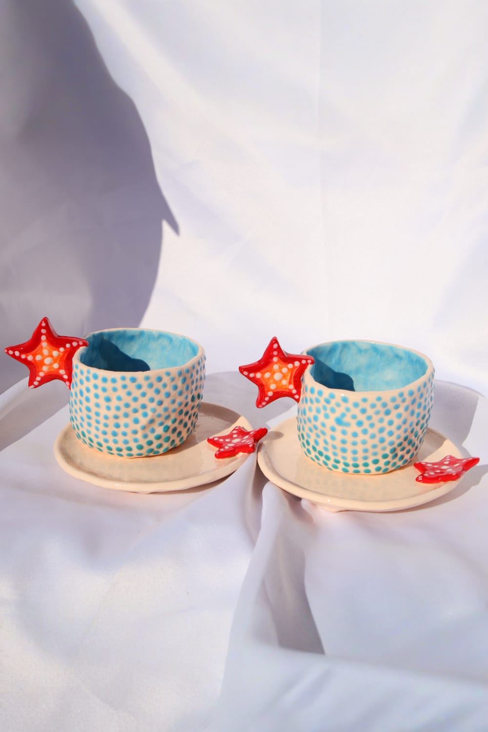 Lily & Loly Ceramics-Kırmızı Deniz Yıldızı Kulplu Mavi Puantiyeli El Yapımı Seramik Türk Kahvesi Fincan Seti - 2'li-Bardak-4-Milagron.com