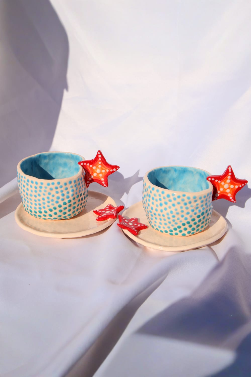 Lily & Loly Ceramics-Kırmızı Deniz Yıldızı Kulplu Mavi Puantiyeli El Yapımı Seramik Türk Kahvesi Fincan Seti - 2'li-Bardak-5-Milagron.com