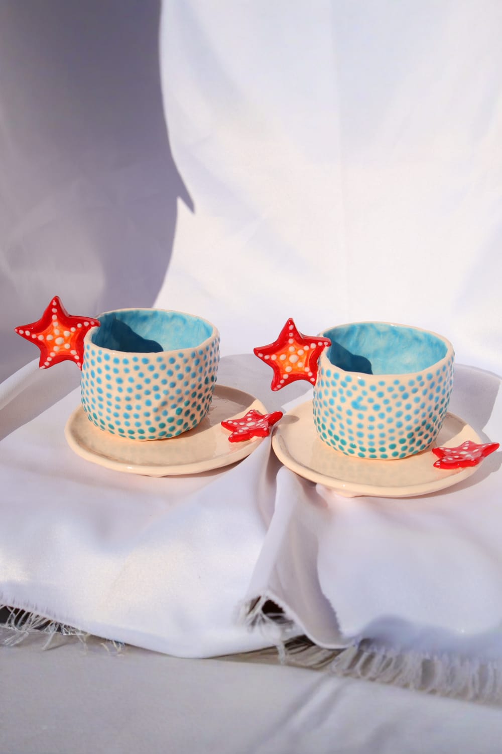 Lily & Loly Ceramics-Kırmızı Deniz Yıldızı Kulplu Mavi Puantiyeli El Yapımı Seramik Türk Kahvesi Fincan Seti - 2'li-Bardak-7-Milagron.com