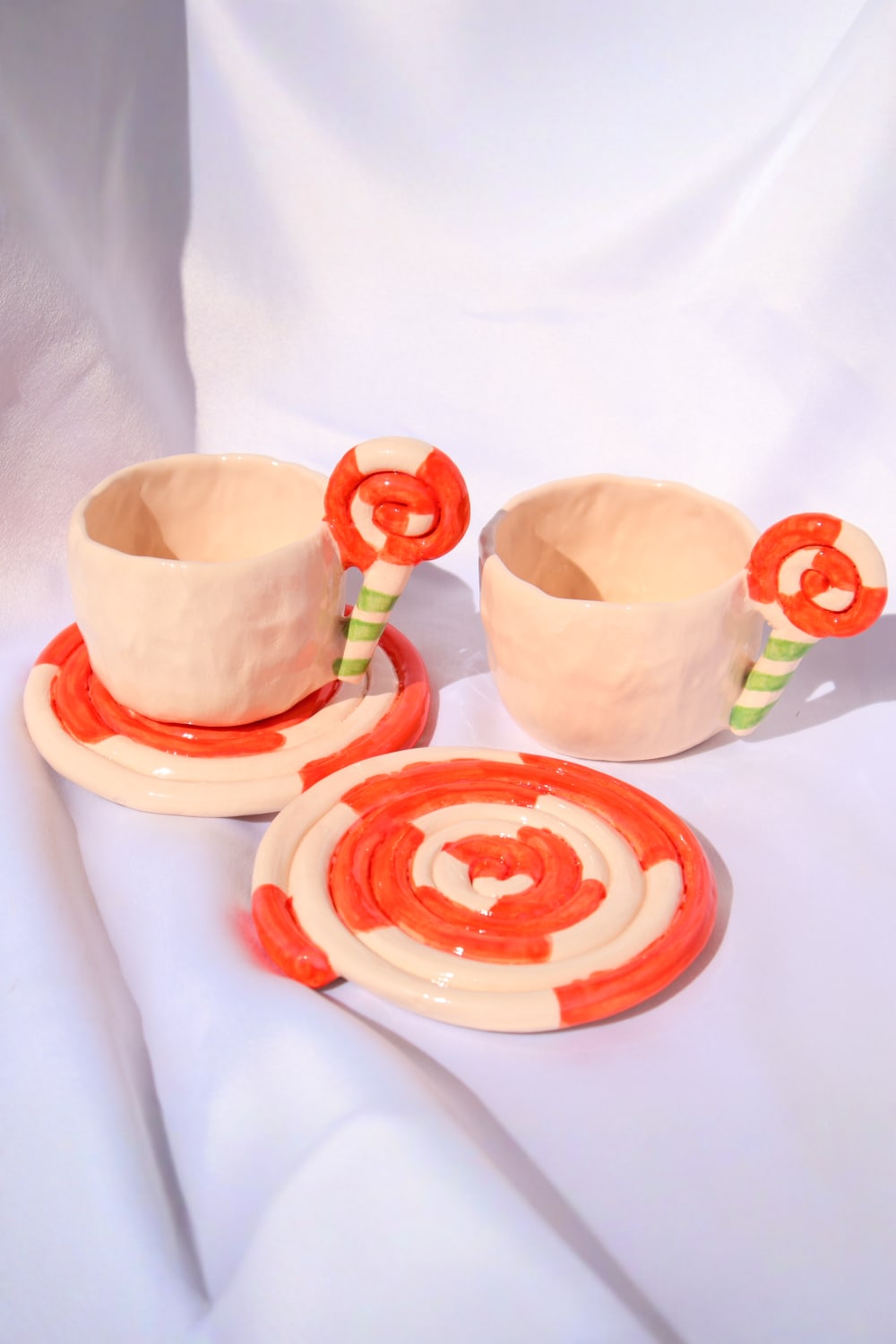 Lily & Loly Ceramics-Lolipop Şeker Kulplu 2'li El Yapımı Seramik Türk Kahvesi Fincan Seti - Lolipop Tabaklı Özel Tasarım-Bardak-5-Milagron.com