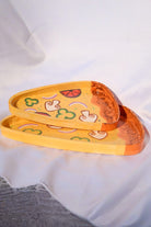 Lily & Loly Ceramics-Pizza Şeklinde Pizza Çizimli 2'li Set El Yapımı Seramik Tabaklar- 2 Adet Boyut Tabaklar-Tabak & Kase-2-Milagron.com