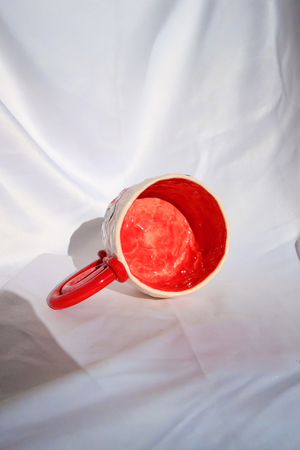 Lily & Loly Ceramics-Sevgililer Günü Serisi Uçan Kalp Çizimli El Yapımı Seramik Tekli Kupa 200 Ml-Bardak-7-Milagron.com