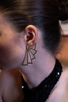 Linya Jewellery-Asimetrik Üçgen Küpe Gümüş-Küpe-3-Milagron.com