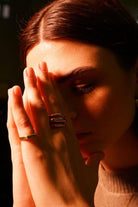 Linya Jewellery-Bery Vintage Büyük Gold Yüzük-Yüzük-1-Milagron.com