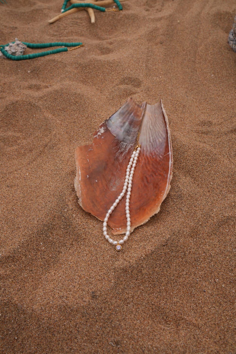 Linya Jewellery-Cosmic Büyük İncili Burç Kolye Açık Yeşil-Kolye-2-Milagron.com