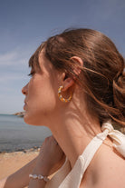 Linya Jewellery-Emily Beyaz Taşlı Halka Küpe-Küpe-3-Milagron.com