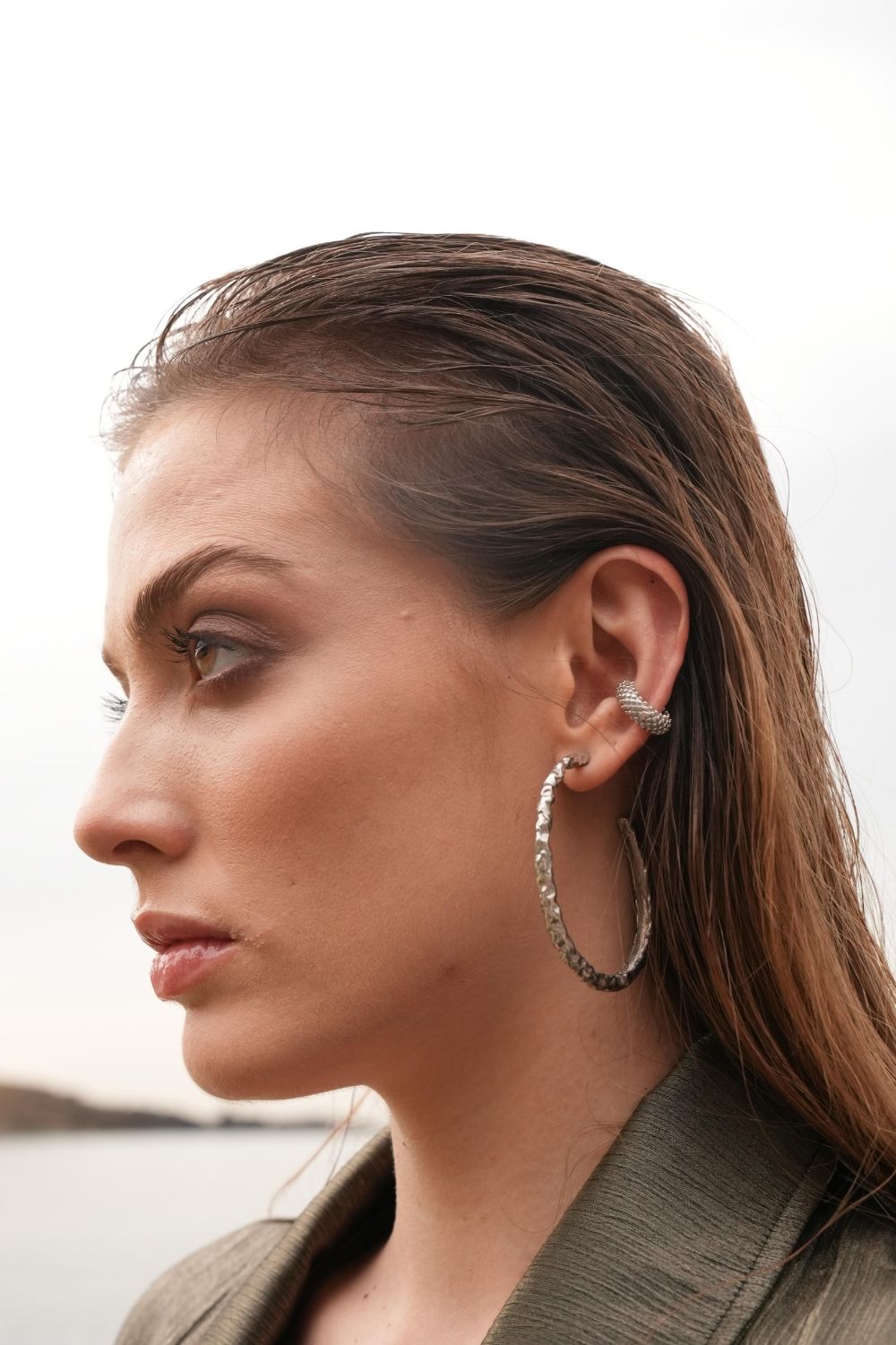 Linya Jewellery-Janet Toplu Kıkırdak Küpe Gümüş-Küpe-2-Milagron.com