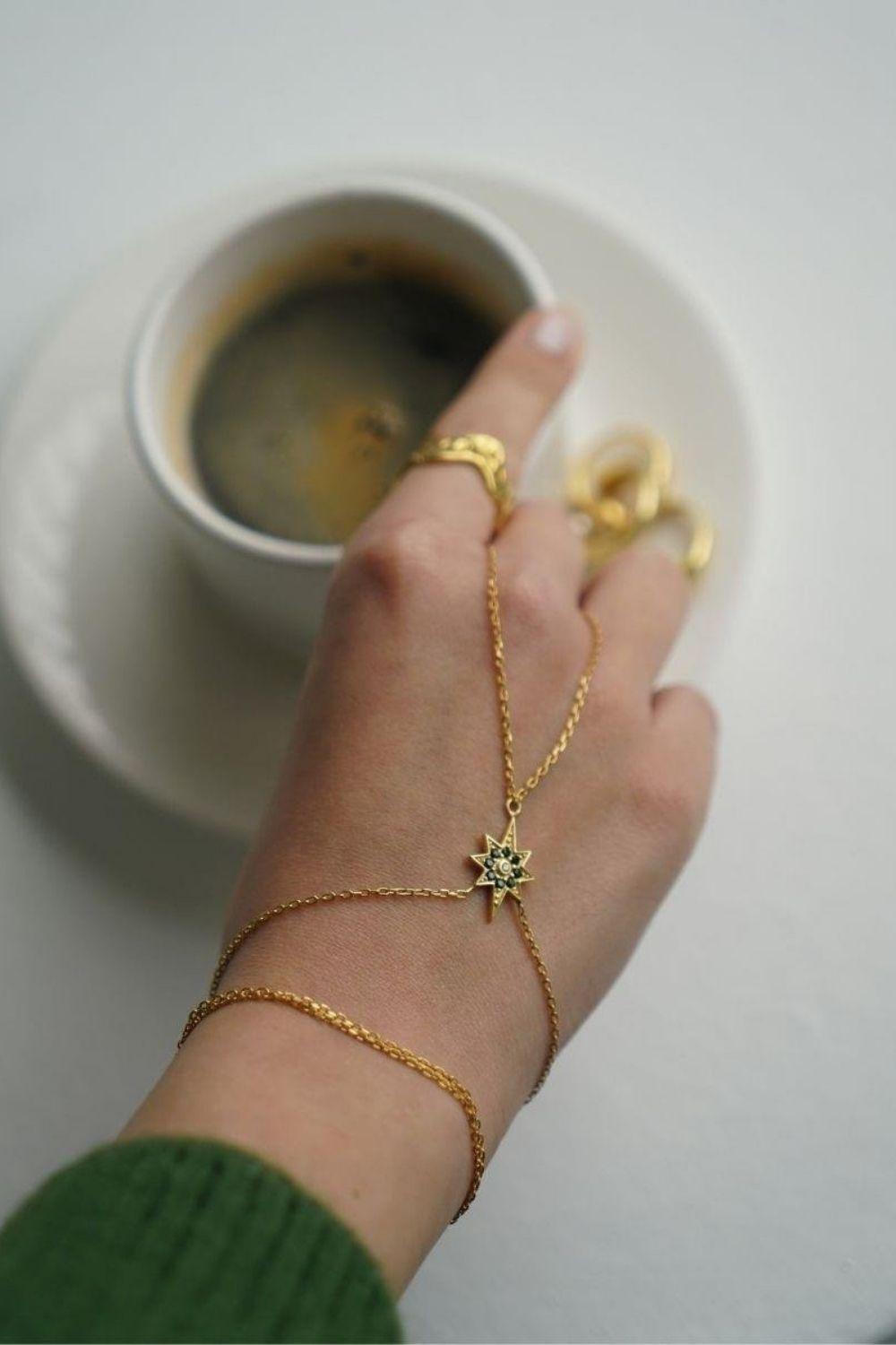 Linya Jewellery-Kutup Yıldızı Şahmeran Gold-Bileklik-3-Milagron.com