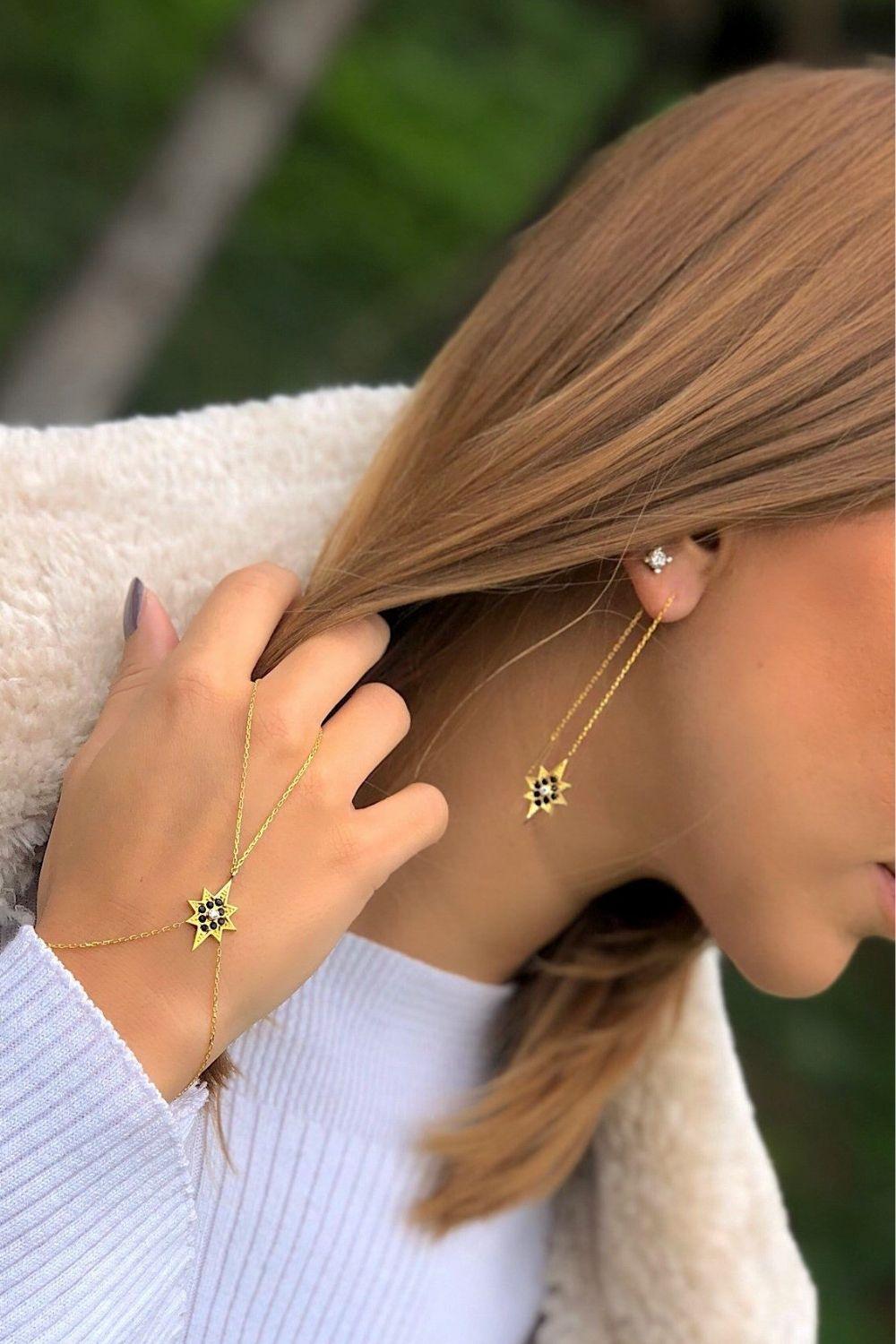 Linya Jewellery-Kutup Yıldızı Siyah Taşlı Sallantılı Küpe-Küpe-3-Milagron.com
