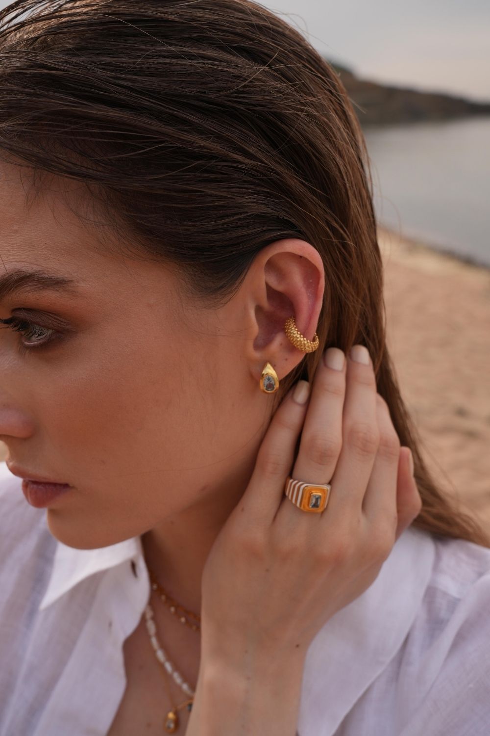 Linya Jewellery-Lina Mavi Damla Taşlı Küpe-Küpe-2-Milagron.com