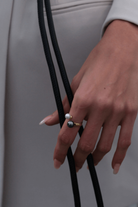 Linya Jewellery-Nera Gri İncili Yüzük Gold-Yüzük-2-Milagron.com