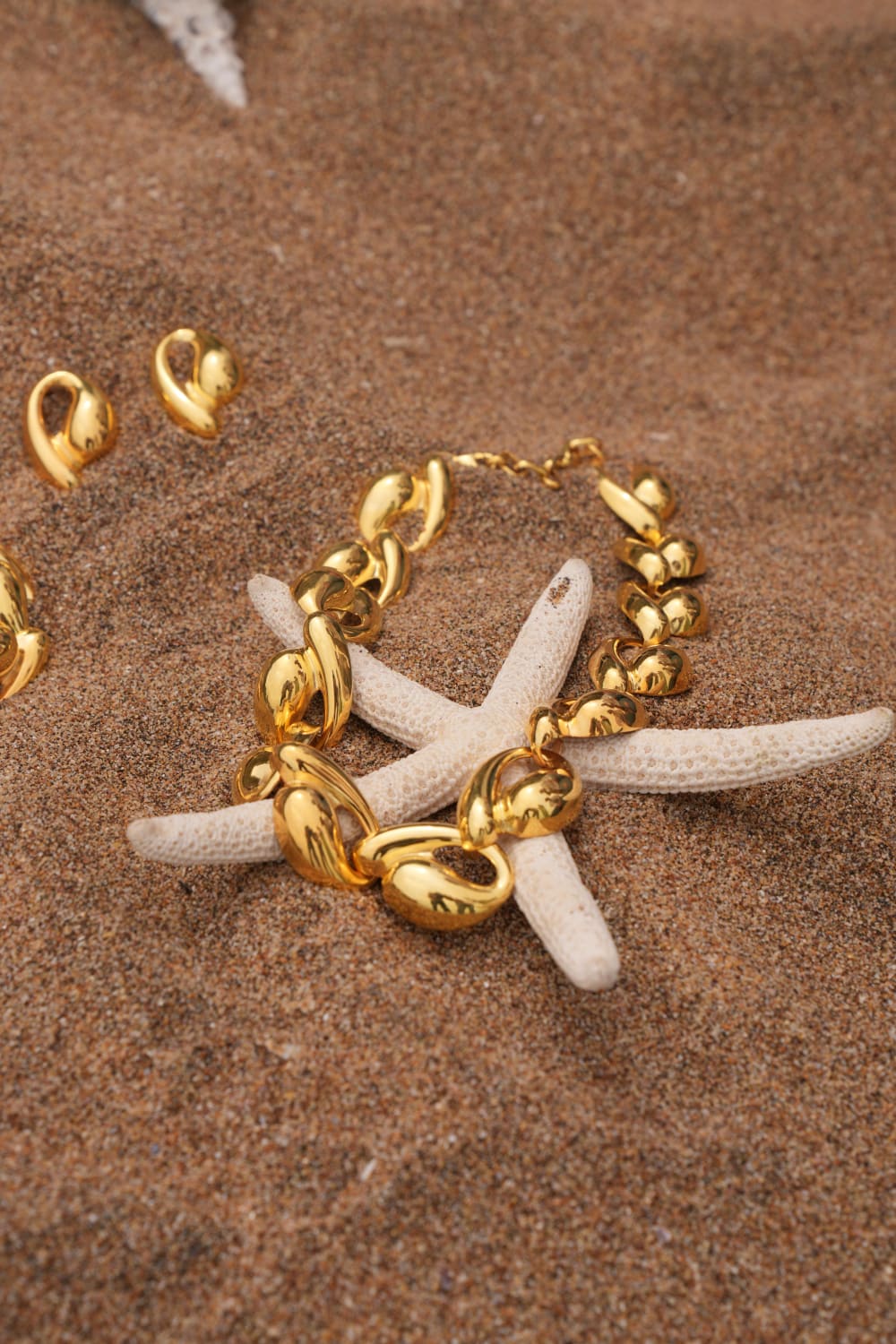 Linya Jewellery-Tina Büyük Midye Kolye-Kolye-3-Milagron.com