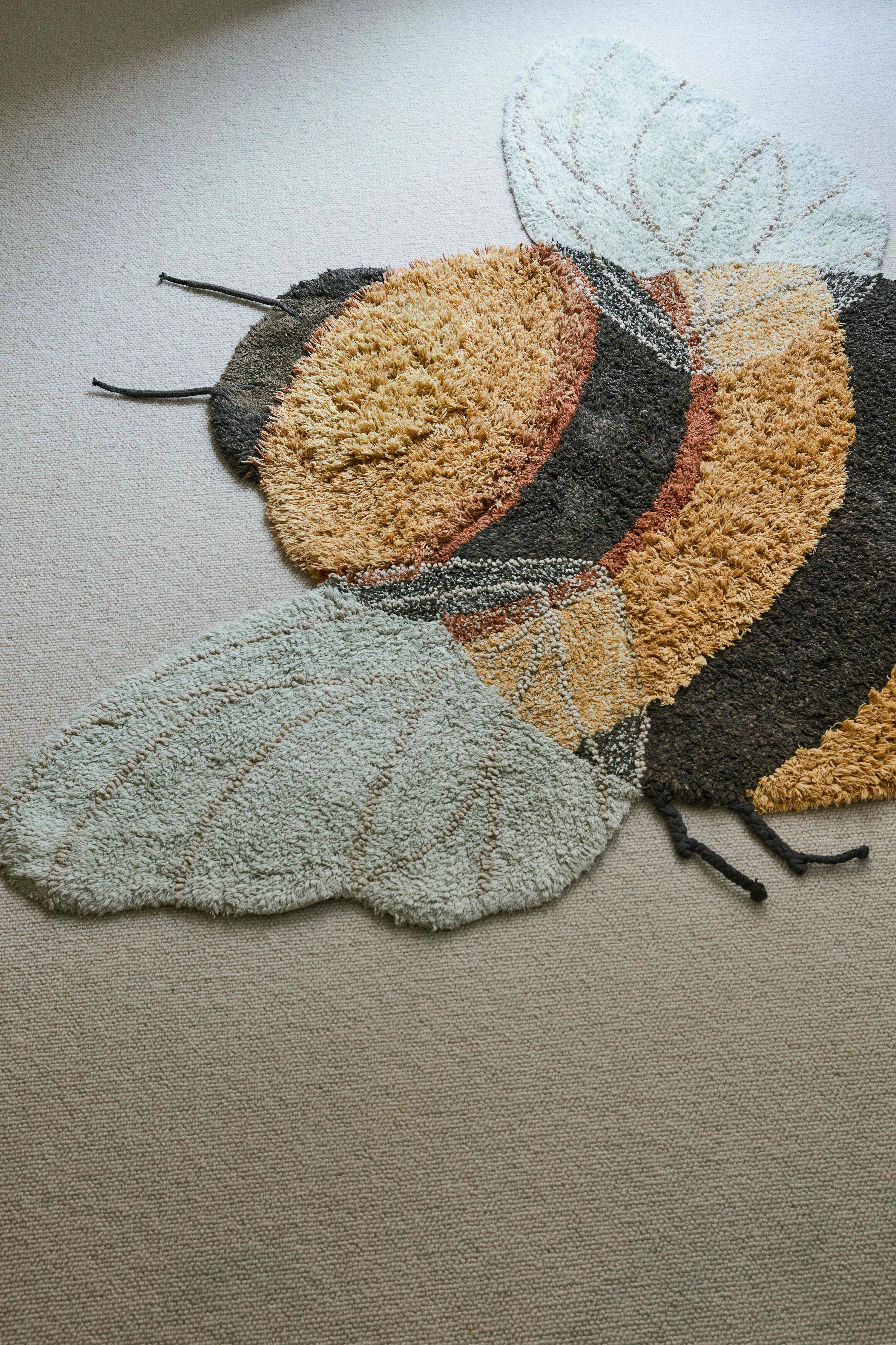 Halı, Bee
