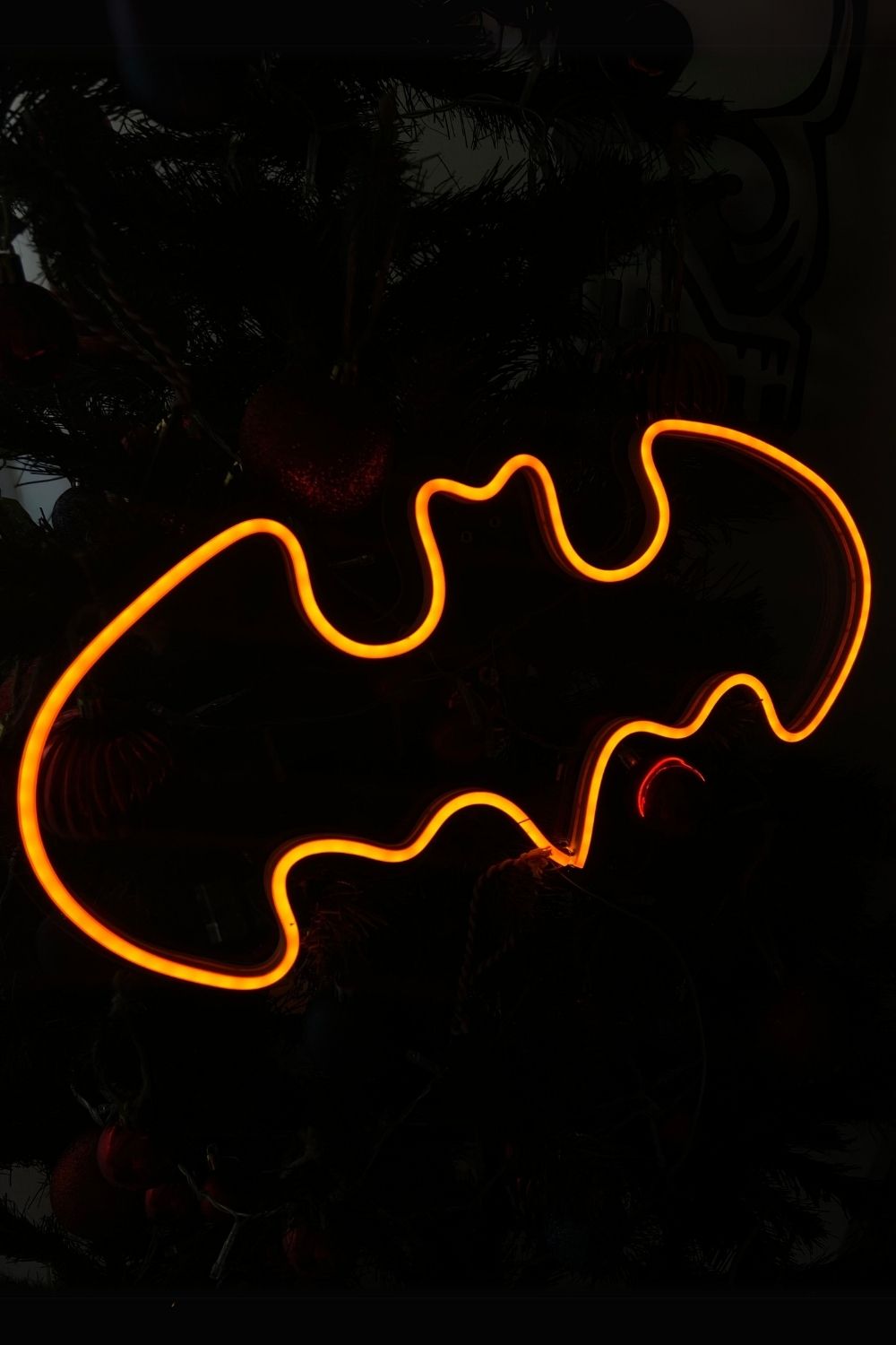 Lujolab.-Batman Neon Aydınlatma-Duvar Süsü-1-Milagron.com