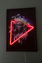Lujolab.-Medusa Neon Duvar Posteri-Duvar Dekorları-1-Milagron.com