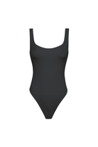 Luna B-Cora Mayo-Bikini & Mayo-7-Milagron.com