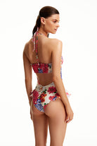 Luna B-Giselle Mayo-Bikini & Mayo-3-Milagron.com