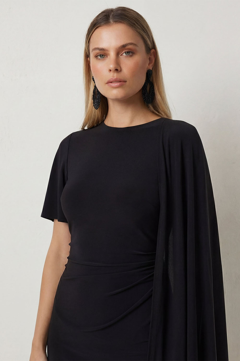 Aurora Siyah Elbise - 4