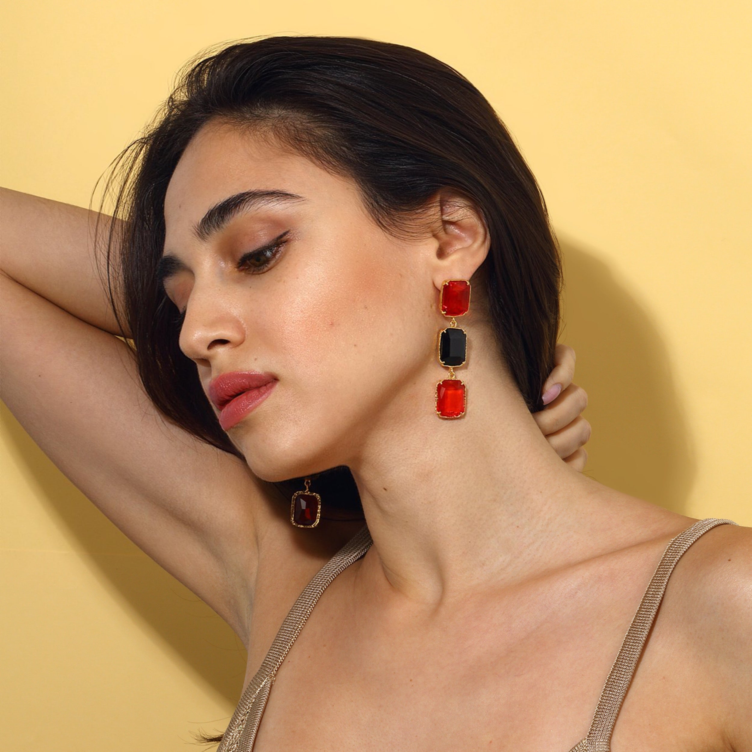 Maison Soula-Donna Earrings Emerald Red & Black-Earrings-2-Milagron.com