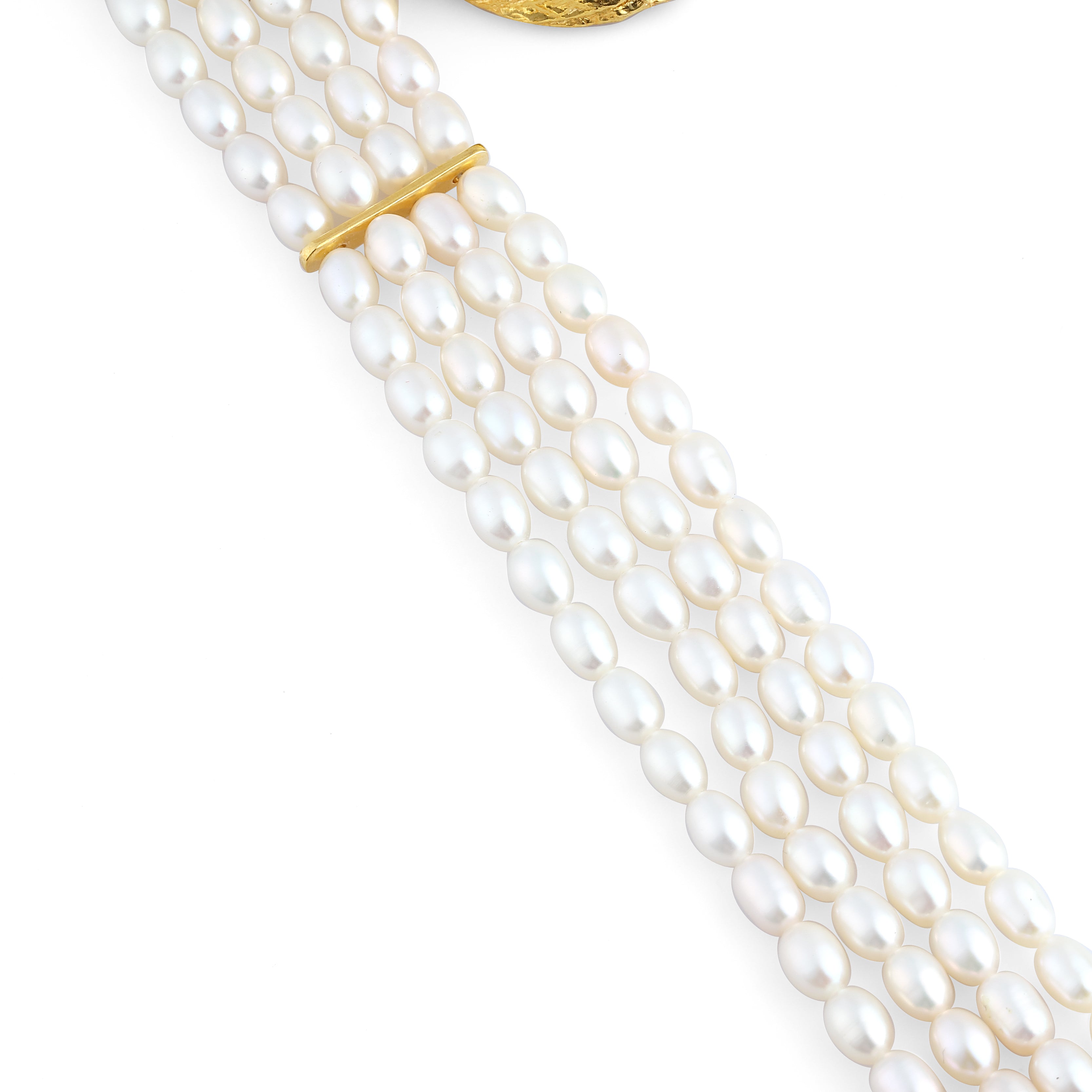 Maison Soula-Seashell Pearl Choker-Necklace-3-Milagron.com