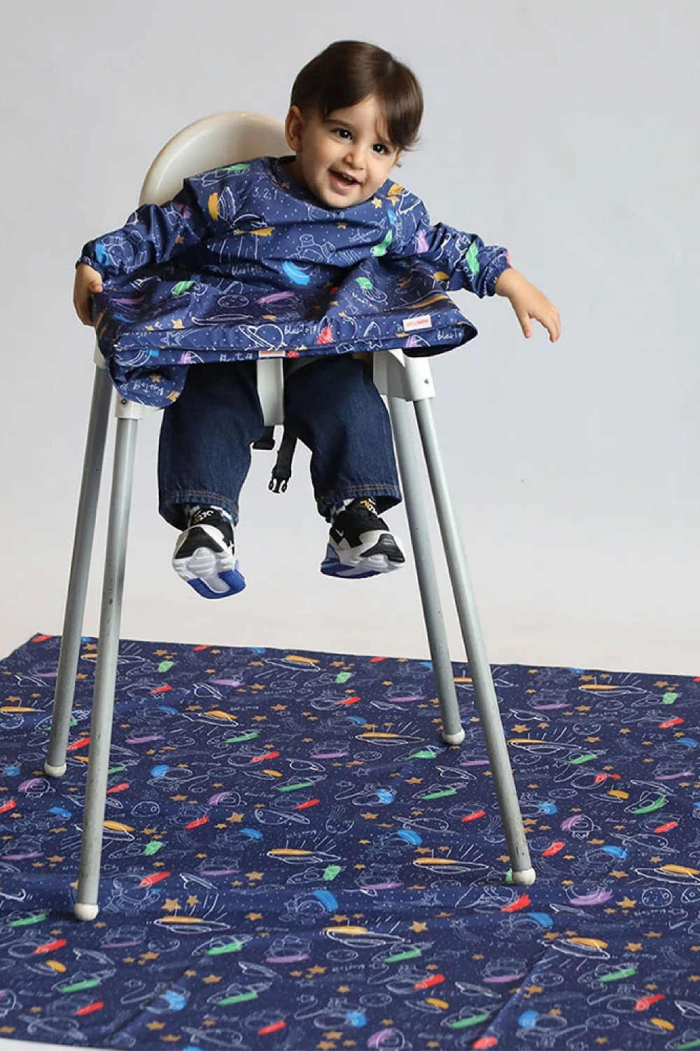 Mammam Baby-Minik Astronotlar Çok Amaçlı Su Geçirmez Yer/masa Örtüsü-Mama Önlüğü-1-Milagron.com