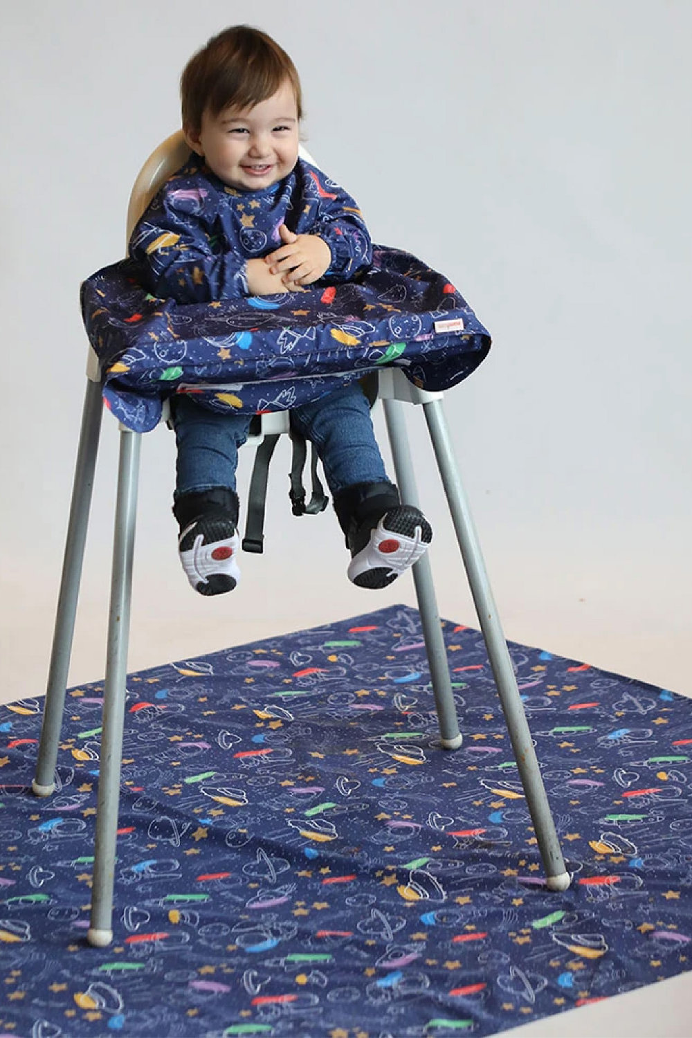 Mammam Baby-Minik Astronotlar Çok Amaçlı Su Geçirmez Yer/masa Örtüsü-Mama Önlüğü-2-Milagron.com