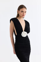 Manshet-The Velvet / Dekolteli Midi Elbise-Elbise-1-Milagron.com