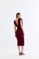 Manshet-The Velvet / Dekolteli Midi Elbise-Elbise-3-Milagron.com