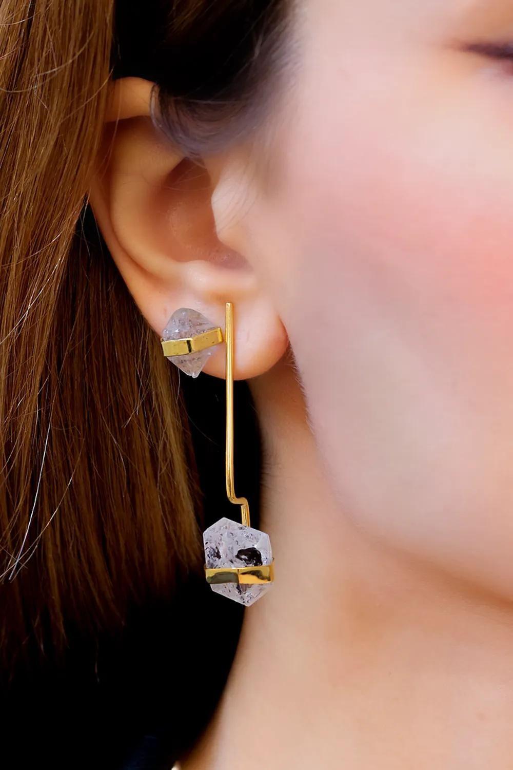 Manus In Mano-Palafrugell Kuvars Gümüş Küpe-Küpe-2-Milagron.com