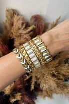 Melon-River Taşlı Altın Rengi Bileklik-Bileklik-2-Milagron.com