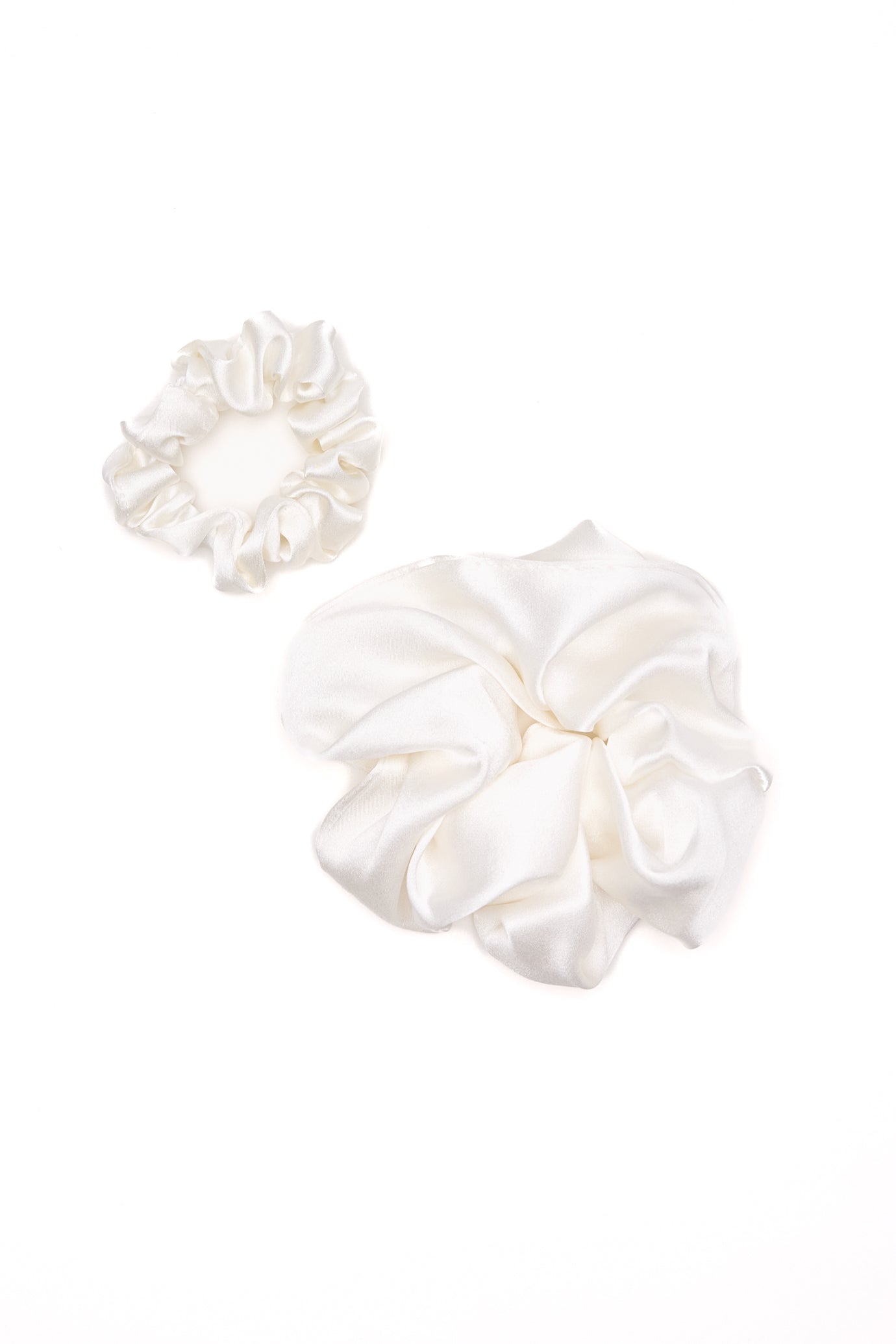 Mers Silk-Pure Silk Scrunchie White-1-Milagron.com