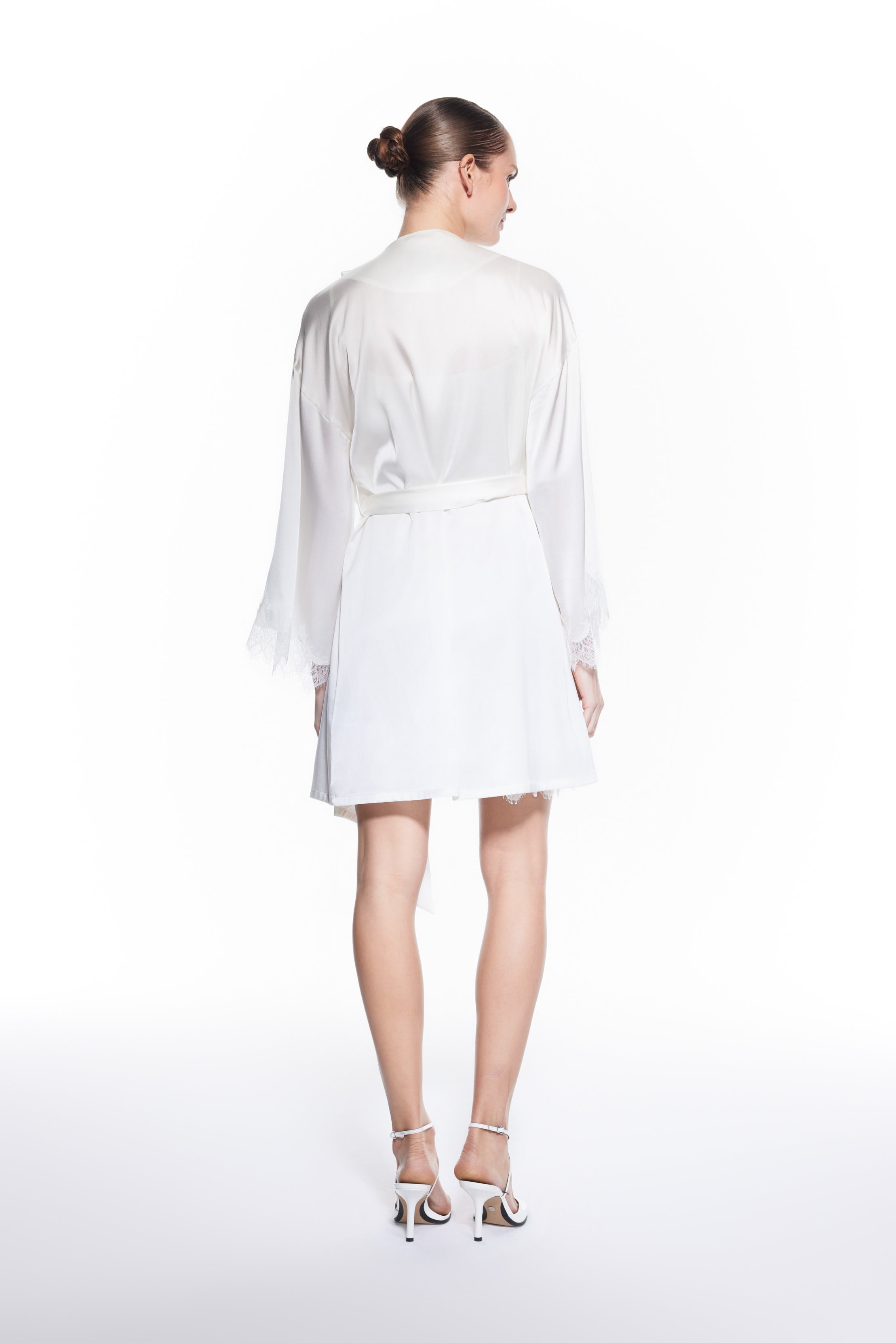 Verita Silk Robe Bridal White