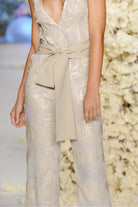 V-yakalı & Şifon Üzeri Payetli Özel Tasarım Şık Tulum - 3