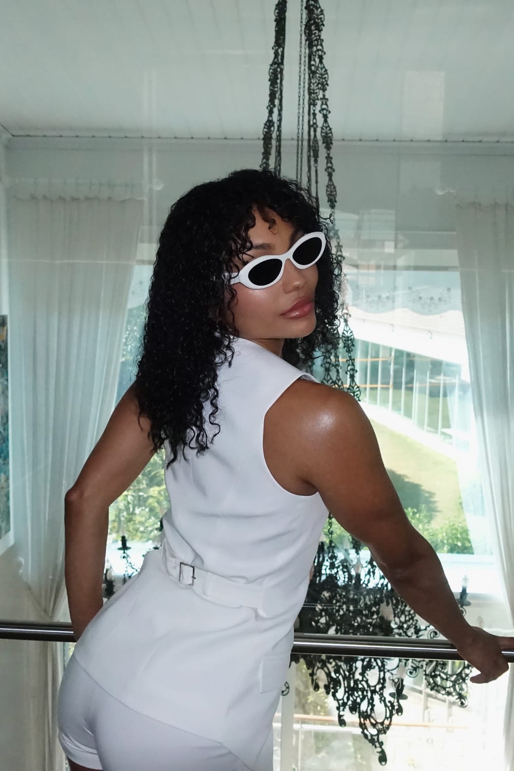 Mijau-White Shorts-Şort-4-Milagron.com