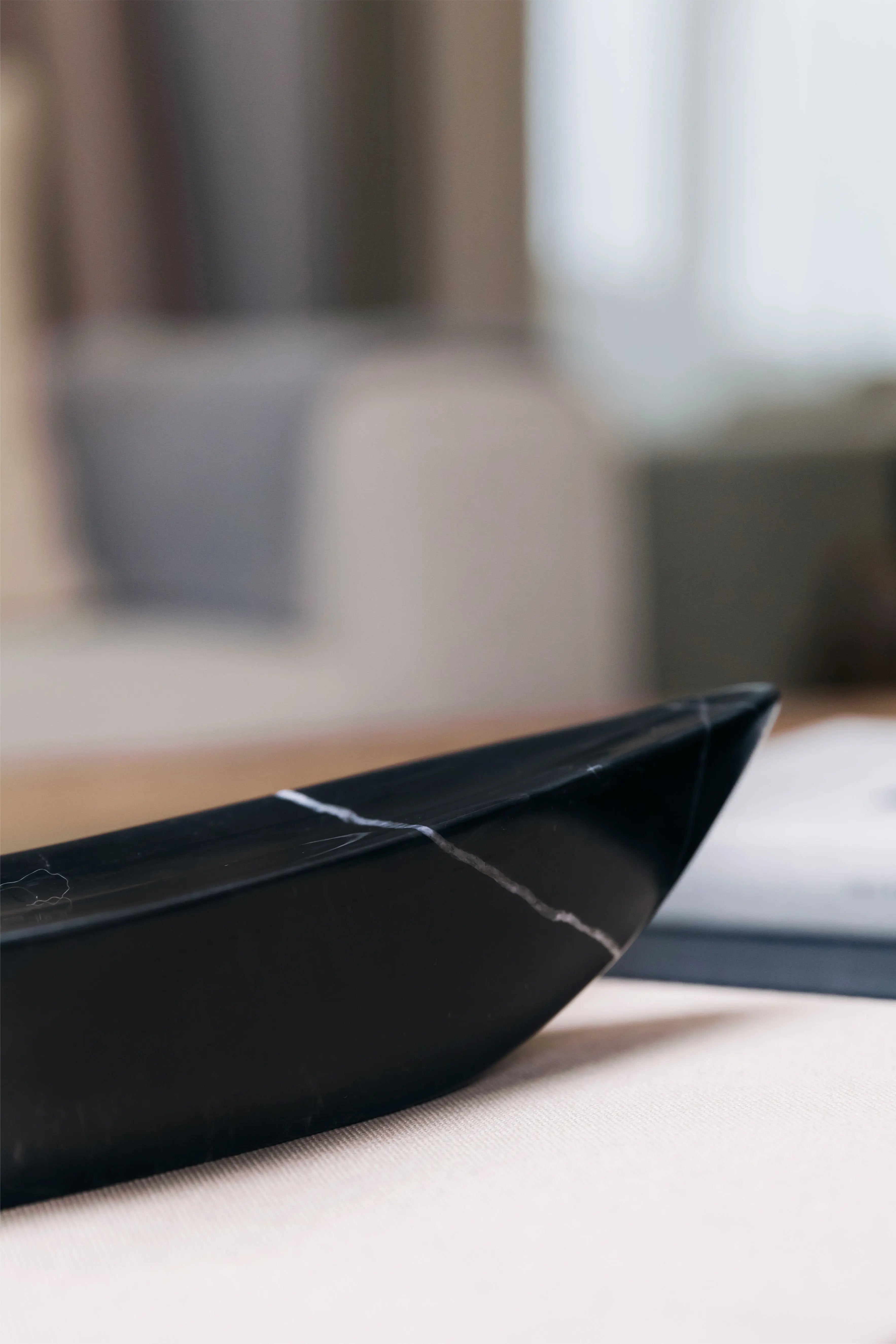 Byzas - Mermer Sunumluk