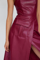 Mirimalist-Kırmızı Deri Straplez Midi Elbise-Elbise-4-Milagron.com
