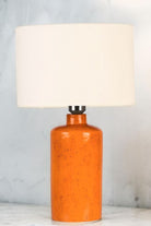 Moena Studio-Delhi Abajur – Turuncu Seramik Gövde, Krem Şapka Uyumu-Abajur-2-Milagron.com