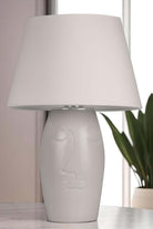 Moena Studio-El Yapımı Modern Barcelona Abajur – Krem Seramik Yüz Formlu, Krem Başlıklı Tasarım-Abajur-7-Milagron.com