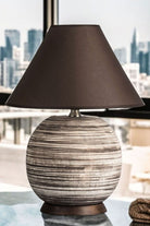 Moena Studio-Kahire Serisi Kahve Tonlarında Çizgili Seramik Abajur Kahve Başlık-Abajur-2-Milagron.com