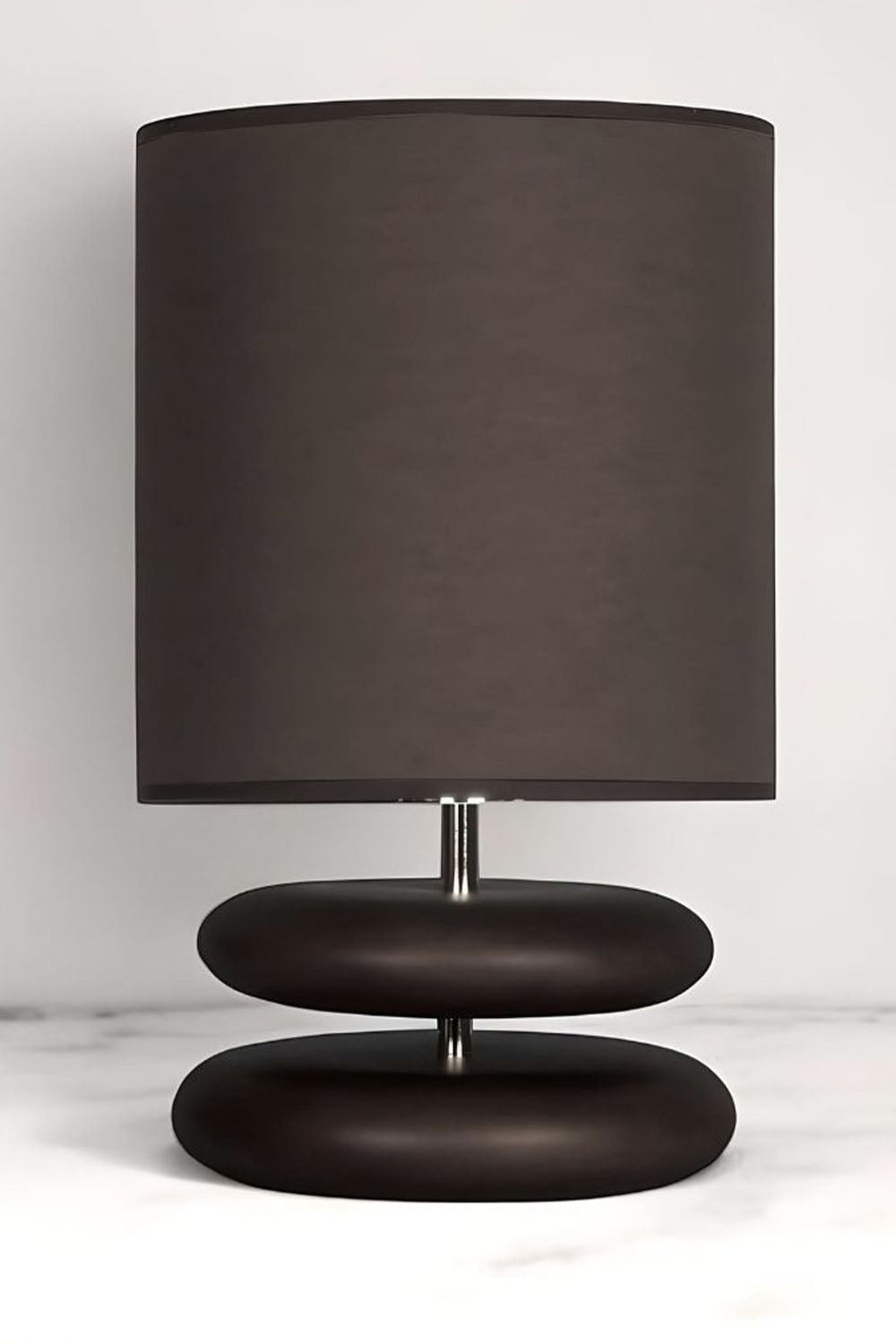 Moena Studio-Koyu Ceviz Ahşap Gövdeli Masa Lambası – Kahverengi Kumaş Şapkalı, Modern El Yapımı Tasarım-Abajur-6-Milagron.com