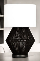 Moena Studio-Luna Noir Abajur – Siyah Modern Tel Gövdeli, Krem Kumaş Şapkalı Abajur-Abajur-3-Milagron.com