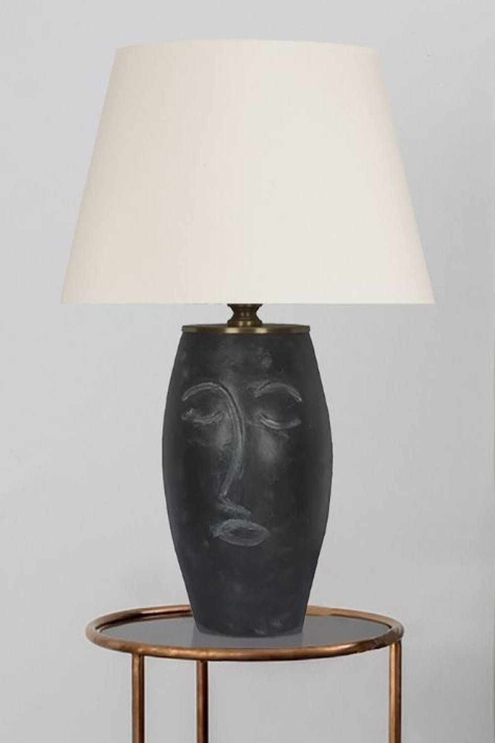 Moena Studio-Siyah Abajurlu Yüz Figürlü Seramik Masa Lambası - Krem Başlık-Abajur-3-Milagron.com